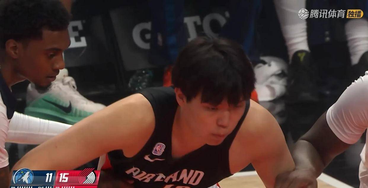 转折点！尼斯复出首秀，CBA常规赛集结日攻防权衡，底气十足，轮换策略成焦点(今日2012年cba总决赛广东没能翻盘成功)