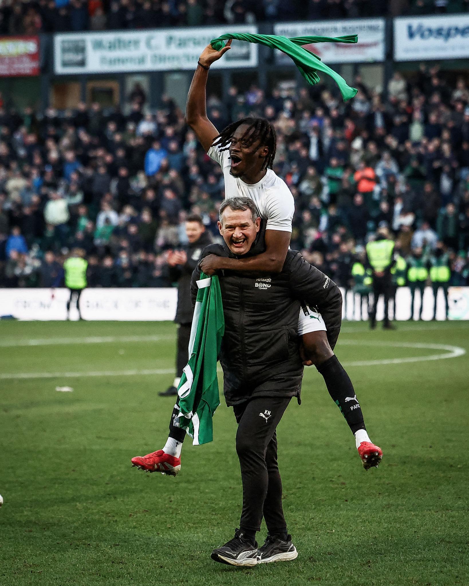 国际比赛日利物浦备战足总杯；刷新队史纪录细节曝光；质疑声仍在；临场指挥获称赞(曼联vs利物浦足总杯录播最新)