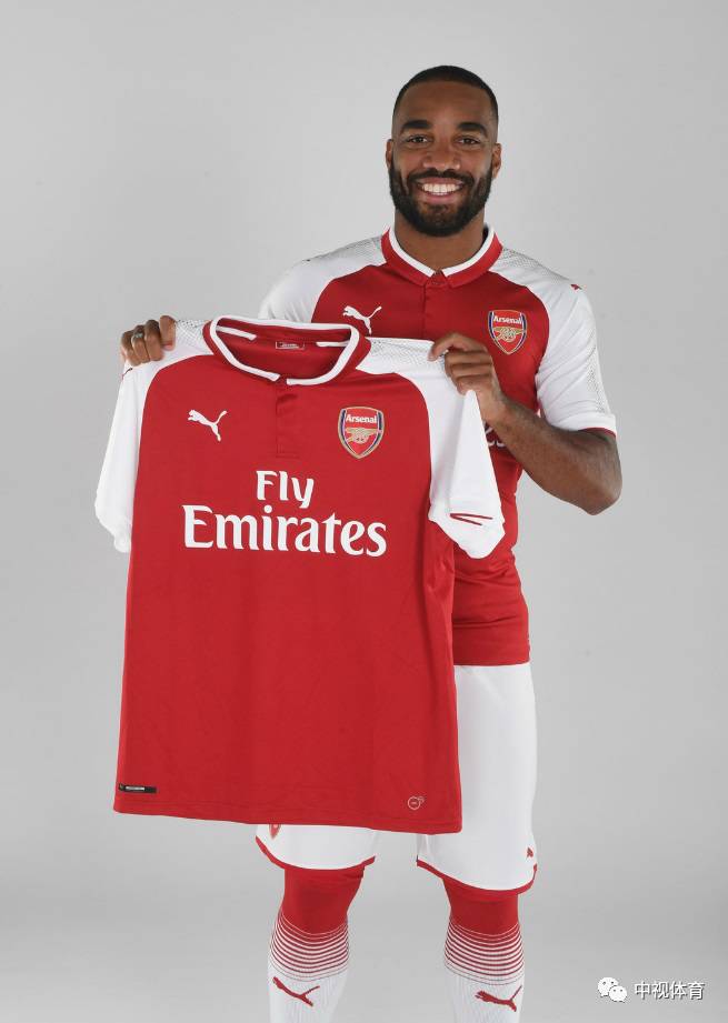 包含赛地聚焦：法甲今晚热度飙升，法兰克福豪取连胜，媒体盛赞，医务组通报恢复的词条