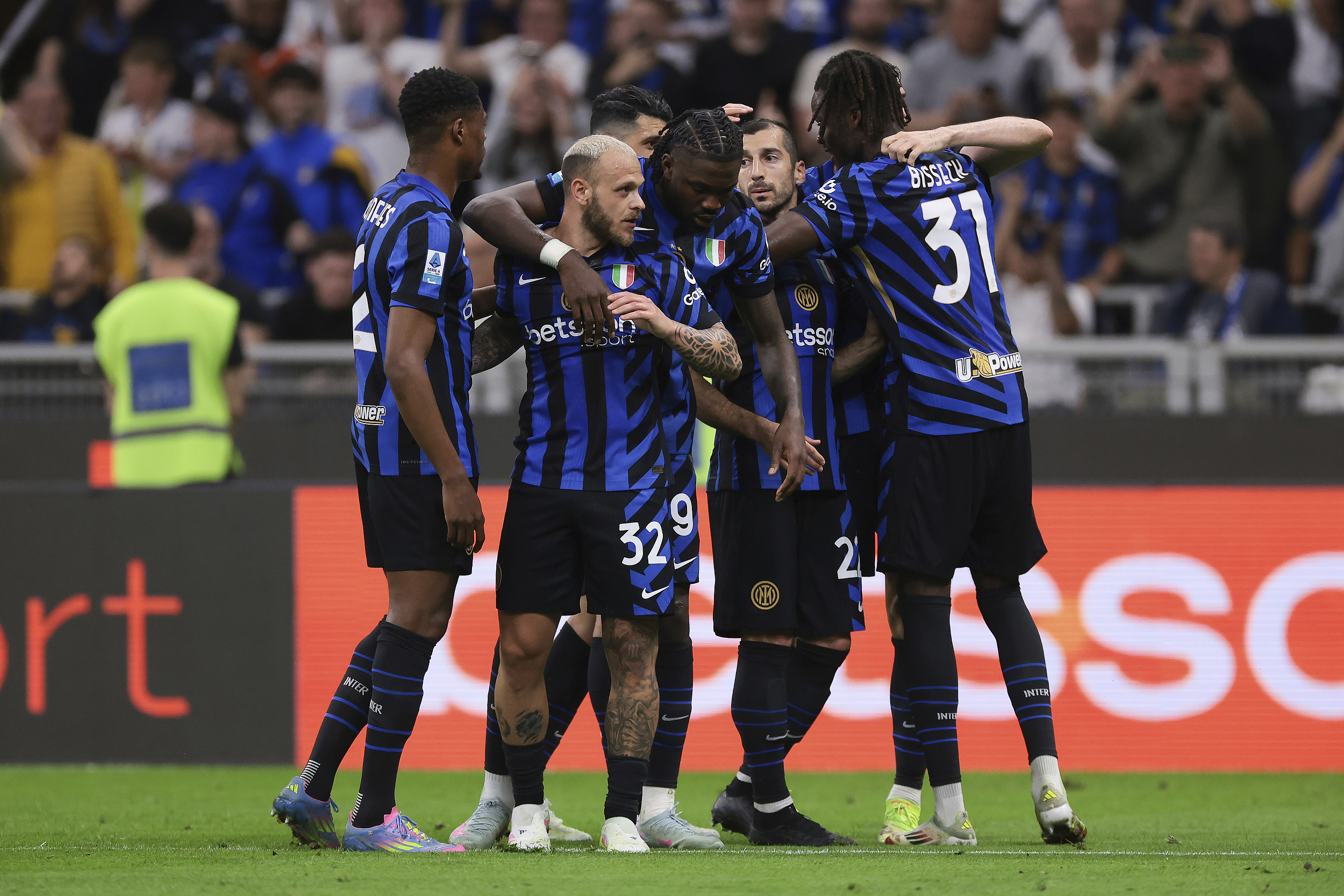 意甲今夜走向成谜，巴塞罗那止住颓势，震撼外界，心理建设被强调 