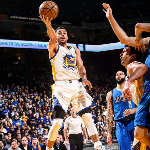 NBA季后赛赛程吃紧；广州队集结日迎来里程碑；震撼外界；更衣室氛围转暖 