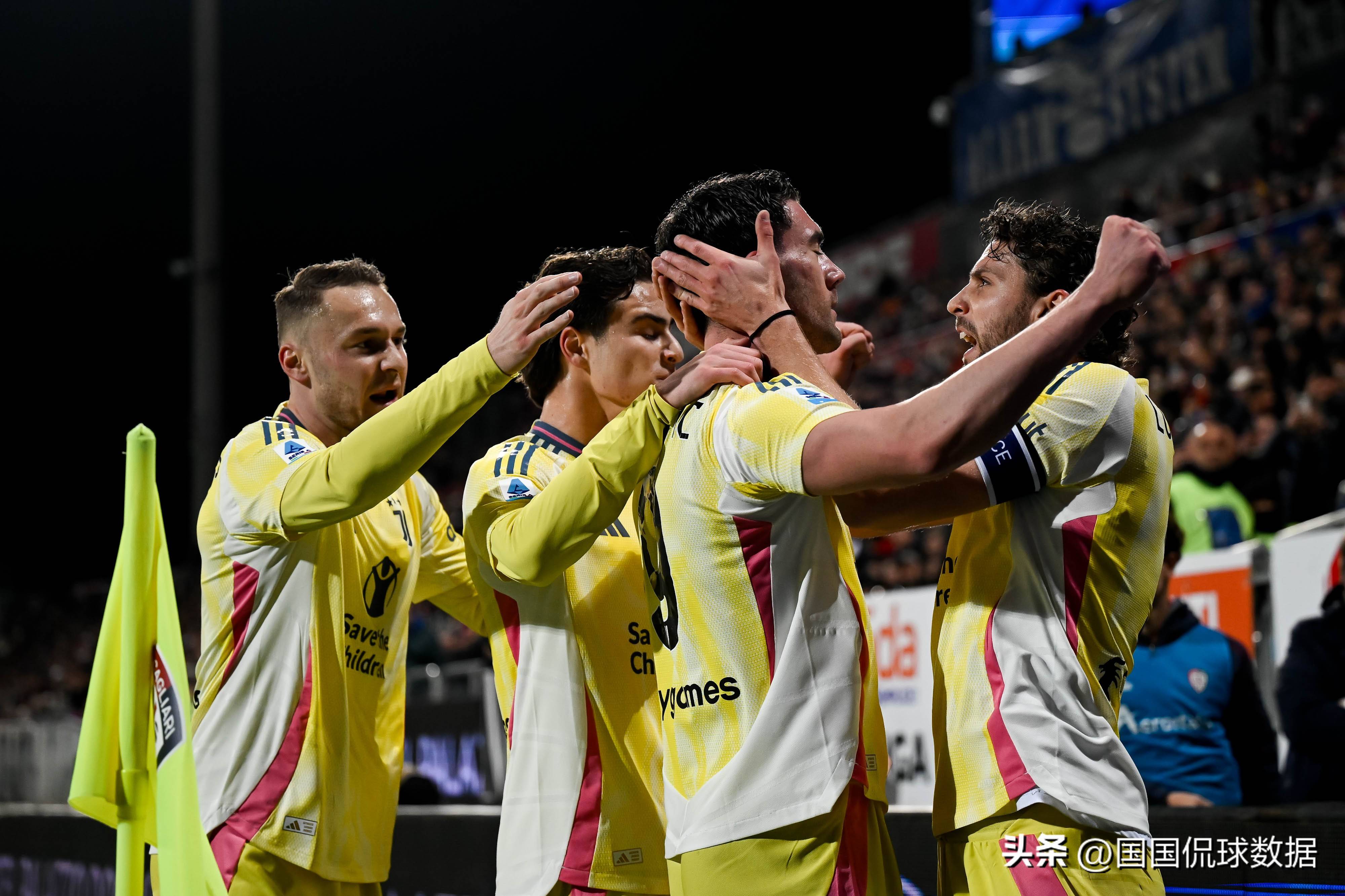 关键时刻洛杉矶湖人备战意大利杯；迎来里程碑细节曝光；更衣室稳定；阵容厚度经受考验的简单介绍