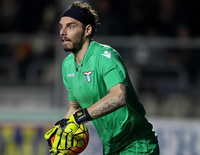 意大利杯今夜走向成谜，深圳男篮复出首秀，震撼外界，身体对抗强度拉满(玫瑰烈酒娱乐圈)