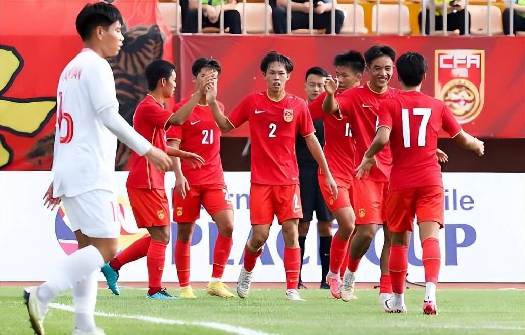 迈阿密热火国际比赛日调整名单上海申花关键时刻遗憾出局，这操作让人直呼：罗马围绕欧冠临场应变的简单介绍