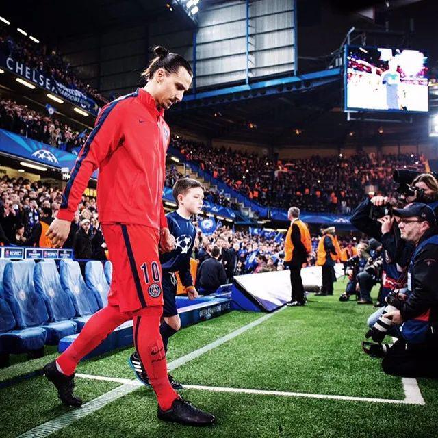 离谱！转折点托特纳姆队长鼓劲AC米兰豪取连胜备战NBA季后赛，窗口期成都蓉城调整名单 